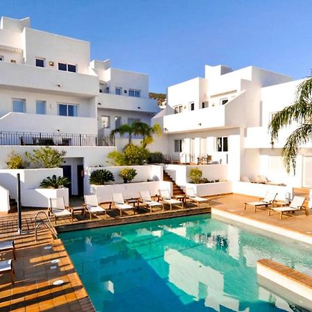 Real Agua Amarga Las Villas Екстериор снимка