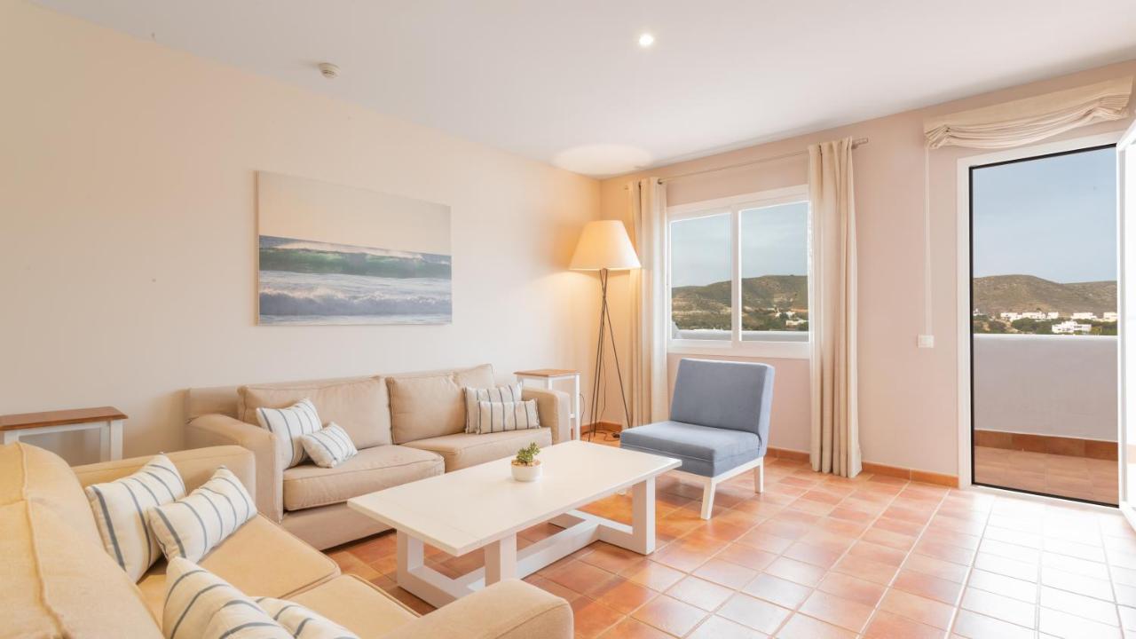Real Agua Amarga Las Villas Екстериор снимка