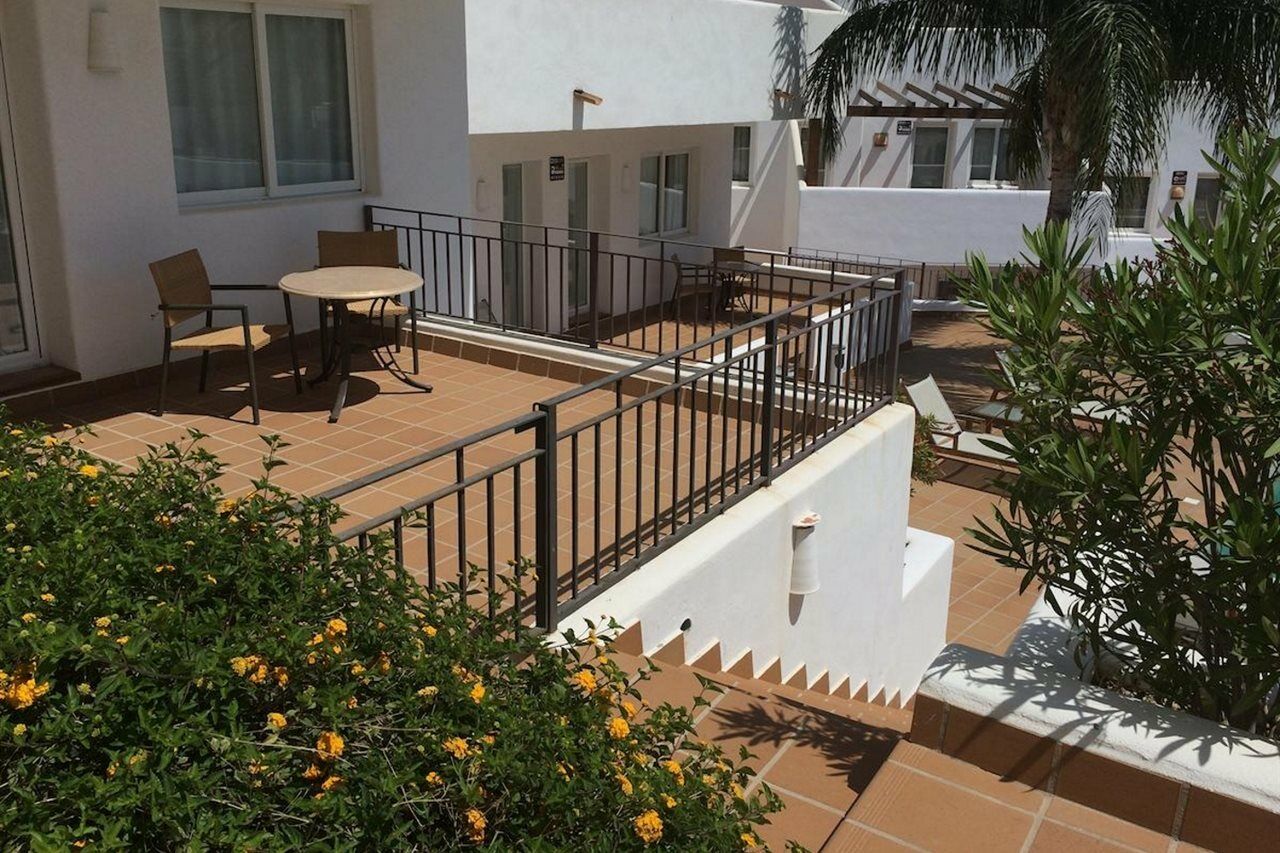 Real Agua Amarga Las Villas Екстериор снимка