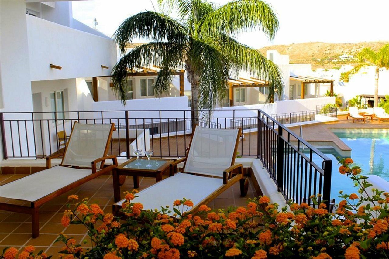Real Agua Amarga Las Villas Екстериор снимка
