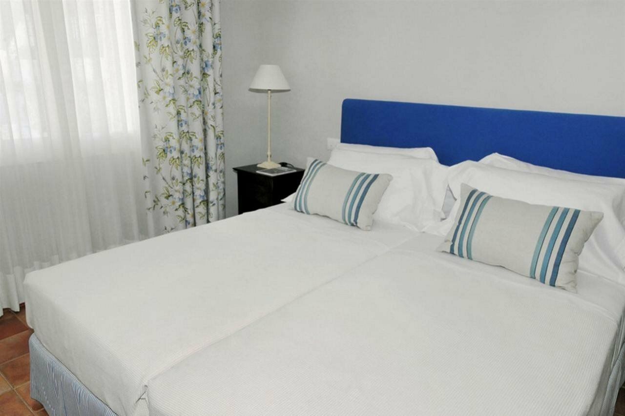 Real Agua Amarga Las Villas Екстериор снимка